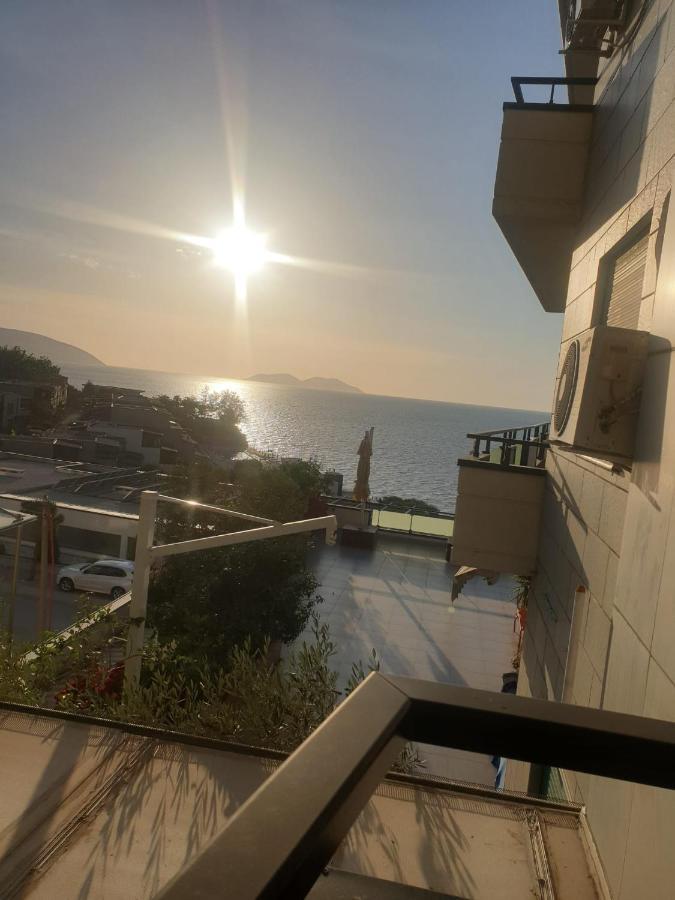 Bay Inn Apartment Sea Front Vlore Exterior photo