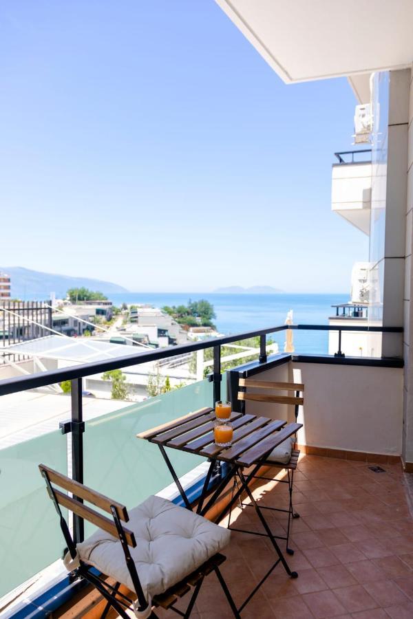 Bay Inn Apartment Sea Front Vlore Exterior photo